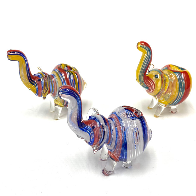 Large Helpful Elephant Pipe Friend 4"