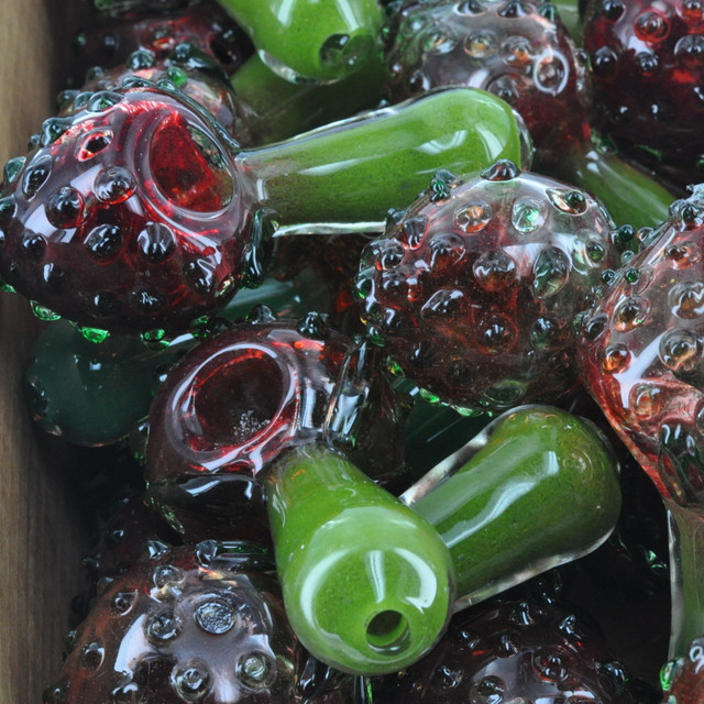 4" Strawberry Short Bake Glass Hand Pipe