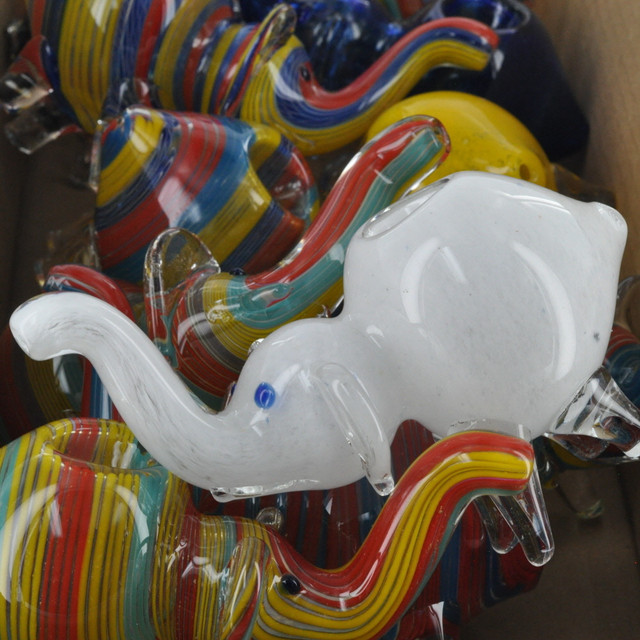Big Elephant 4" Glass Hand Pipe