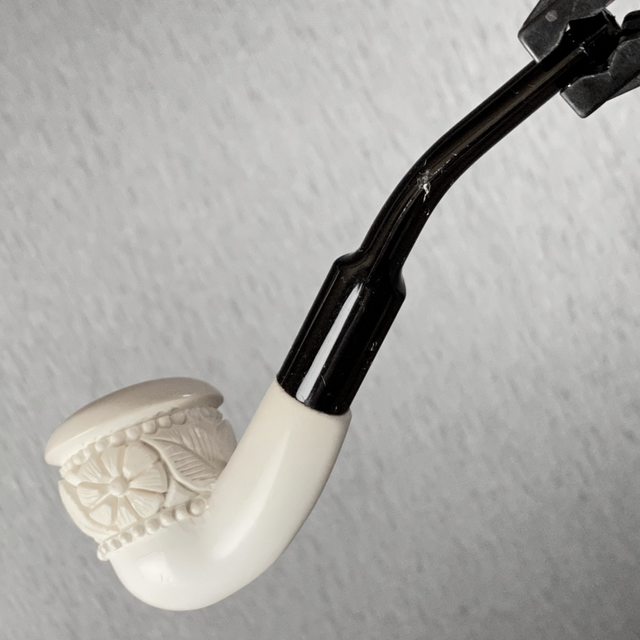 Flower Power Calabash Hand Carved Mini Meerschaum Block Meerschaum Pipe with Custom Leather Case 1 Count