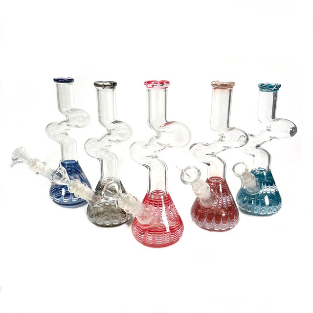 Nepal Decorated Zong Glass Water Pipe