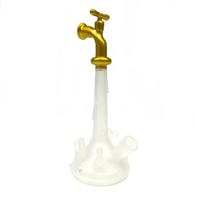 Leaky Gold Faucet Water Pipe 8.25" Glass on Glass