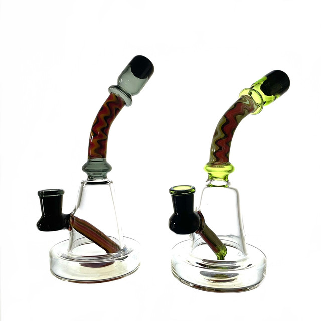 Wig Out Wigwag Bent Mouthpiece Water Pipe 7.75" 1 Count
